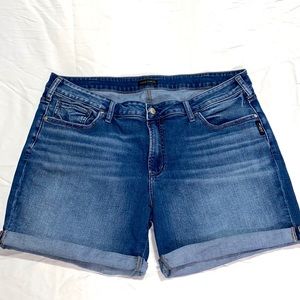 Silver Jeans shorts